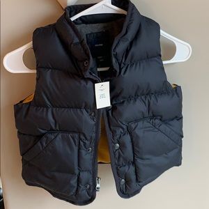 Boys NWT Gap Vest